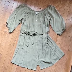 Forever 21 Peasant Top w Tie Waist